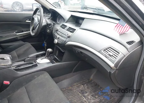 2008 Honda Accord 2.4 Ex z USA, uszkodzony, nr VIN 1HGCP26748A091063